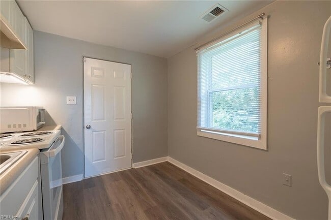 Photo - 1841A Riddle Ave