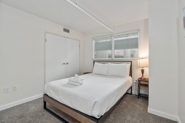 Photo - 50 N Illinois St Unit ID1035274P