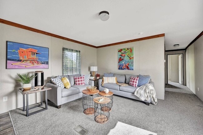 Photo - 376 W Buell Dr
