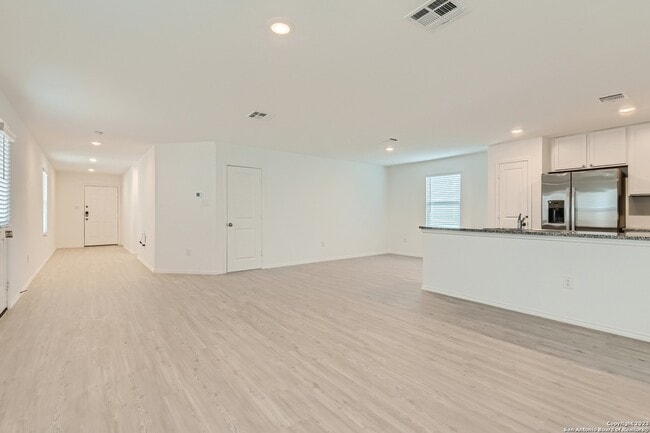 Photo - 7262 Plow Run