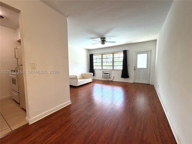 Photo - 500 Layne Blvd Unit 15