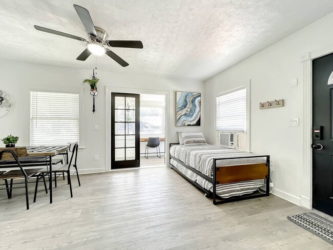 Photo - 1829 Hollenbeck Dr Unit ID1094230P