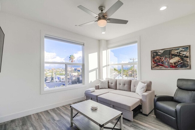 Building Photo - 4505 Park Blvd Unit SI ID1024467P