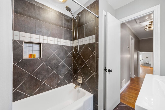 Photo - 550 High Point Ln Unit ID1019254P