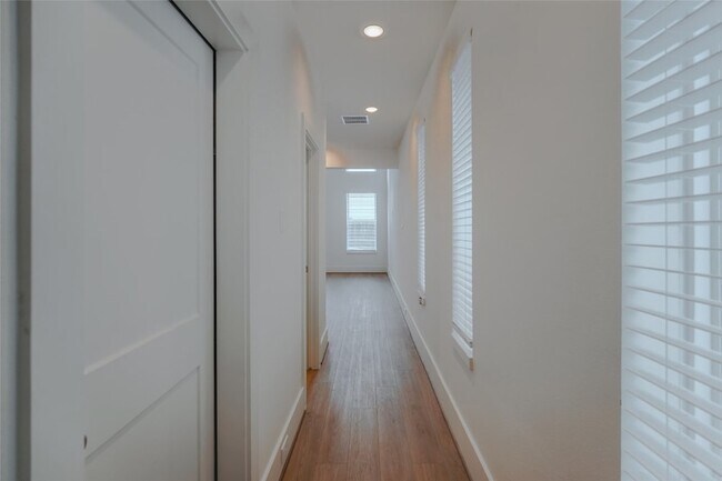 Photo - 7609 Victory Reserve St