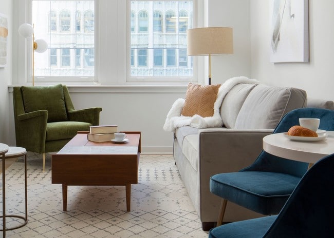 Photo - The Commonwealth