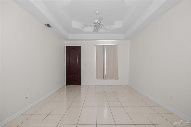 Photo - 3036 Scottland Dr Unit 2