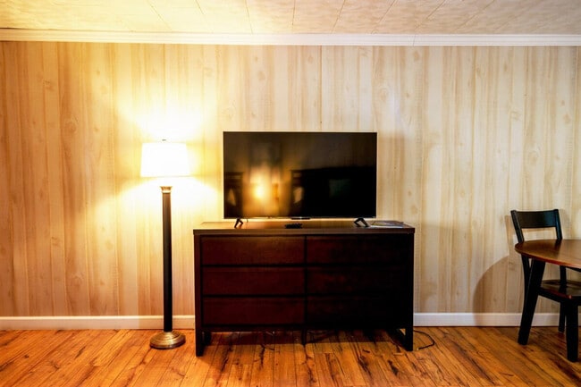 Building Photo - 90 Faulkner Rd Unit ID1308970P