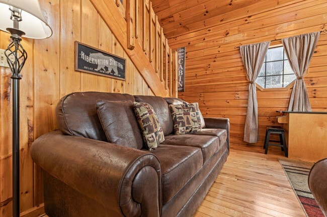 Photo - 1652 Raccoon Den Way Unit ID1266362P