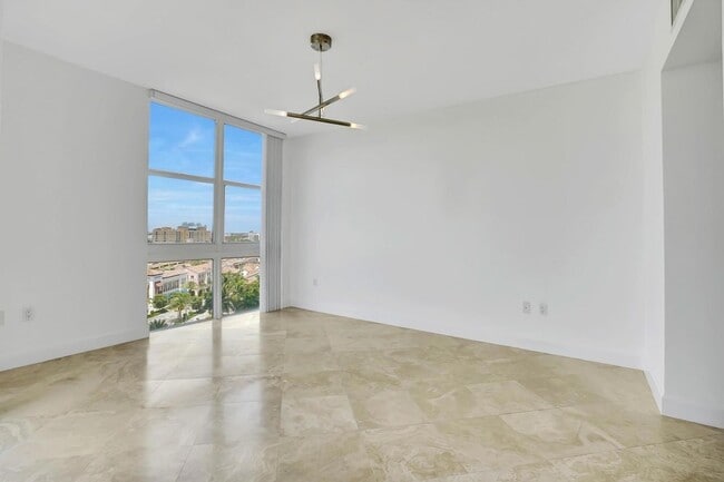Photo - 550 Okeechobee Blvd Unit 1011