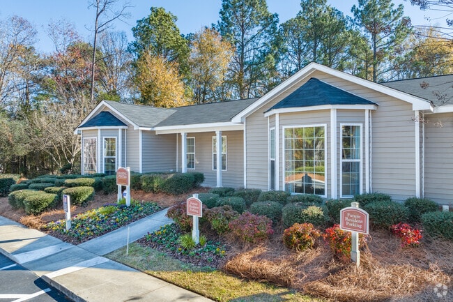 Leasing Center/Clubhouse - Bridlewood