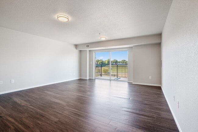 Photo - Grand Crossing