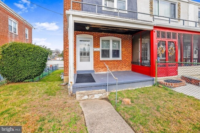 Photo - 123 Eastlawn Ave