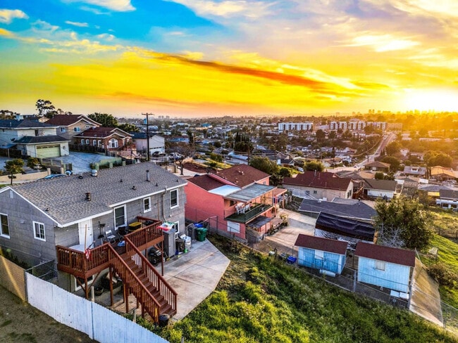 Photo - 5416 Geneva Ave Unit ID1048812P