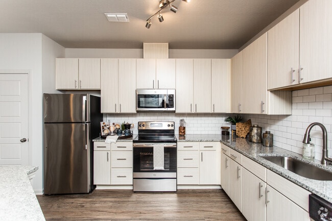 2BR, 2BA - 1,188 SF - Acadia - Provenance at Polaris