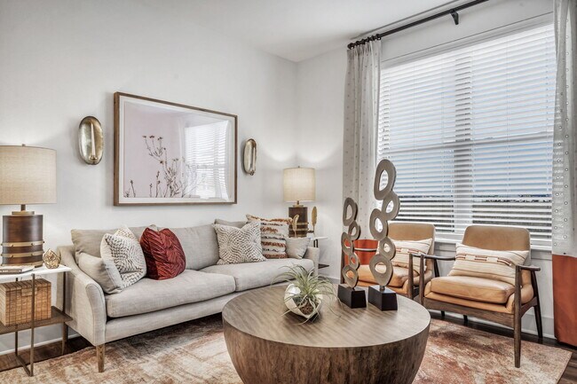 Photo - Axis Grand Crossing