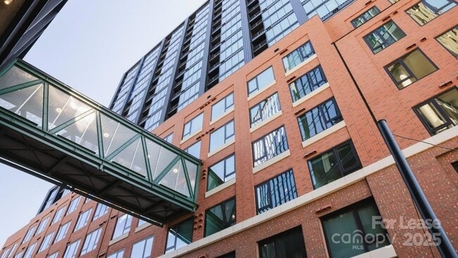 Photo - 2161 Hawkins St Unit 3H-P