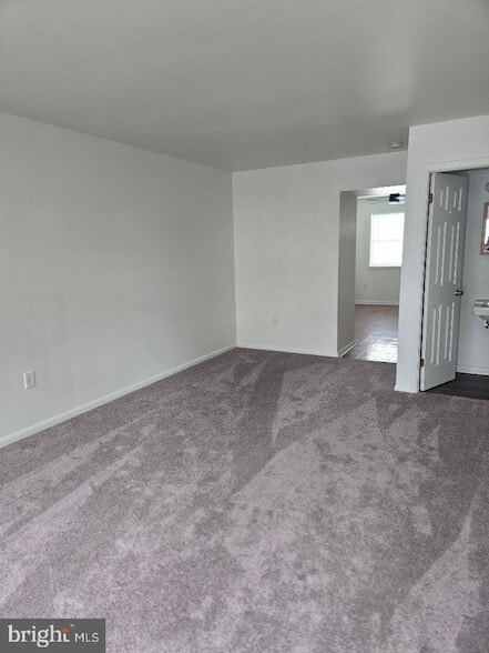 Photo - 515 N York Rd