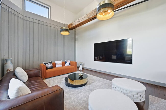 Photo - 222 W 15th St Unit SI ID1507613P