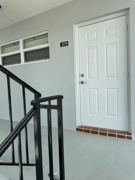 Photo - 29 Colonial Club Dr Unit 205