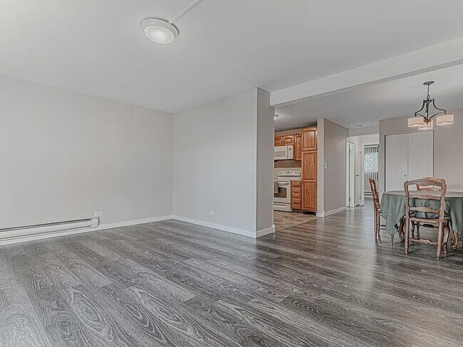 Photo - 1352 Geneva Dr Unit 2A