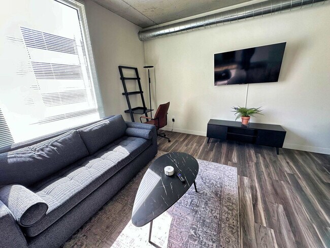 Photo - 776 Euclid Ave Unit SI ID1622832P