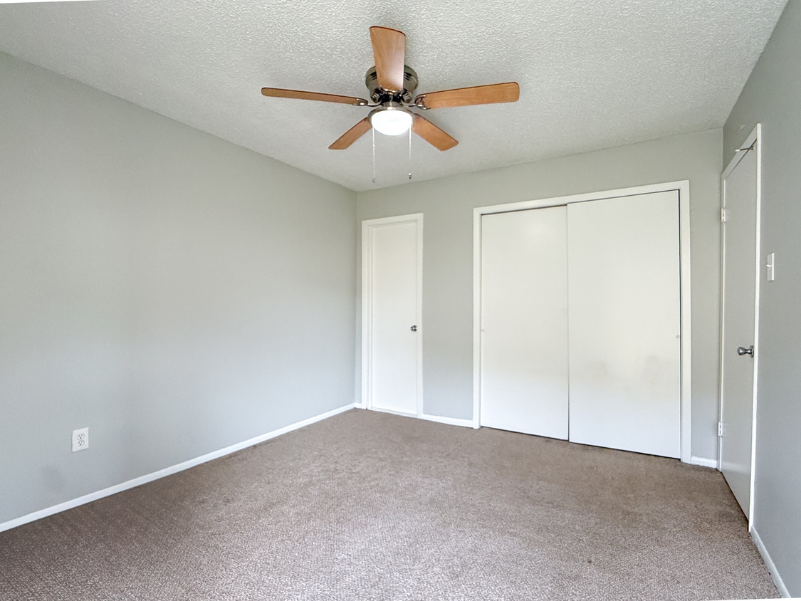 Floor Plan - 2 Bedroom 1.5 Bath Upstairs Balcony
