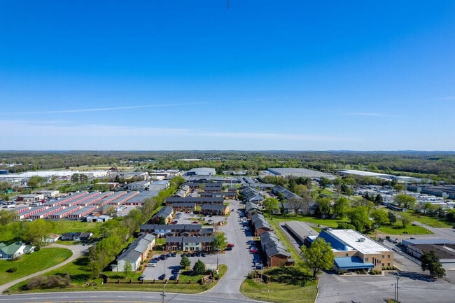 Photo - Charleston Hall