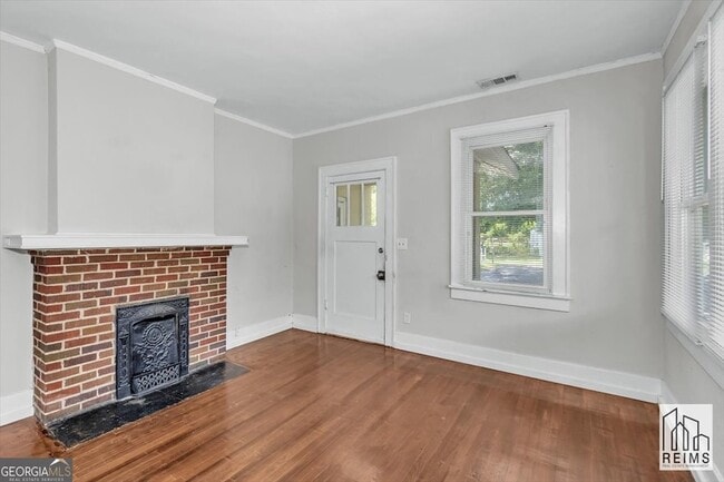 Photo - 1926 Howard Ave Unit A