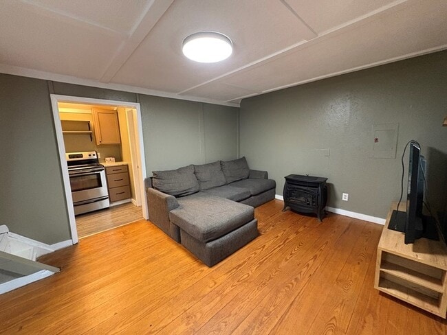 Photo - 794 Belle Dowdle Rd
