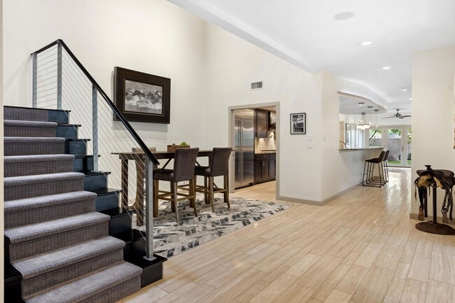 Photo - 9 Swiftwater Trail