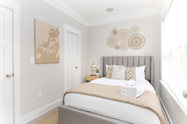 Photo - 1306 Wedgewood Ave Unit ID1043941P