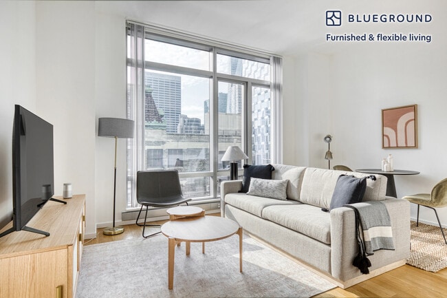 Building Photo - 18 W 48th St Unit FL21-ID670