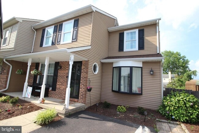 Photo - 26 Steeplechase Cir