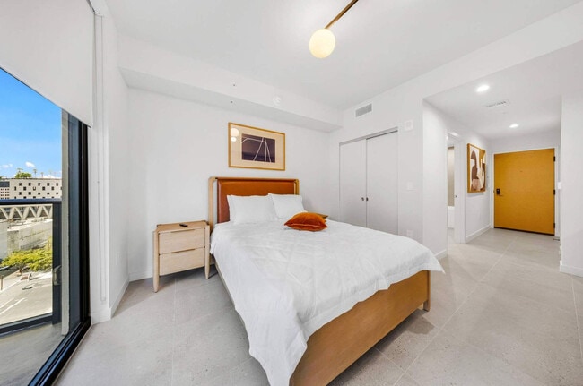 Photo - 601 N Miami Ave Unit SI ID1625623P