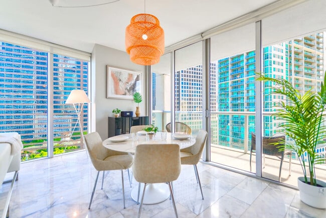 Photo - 485 Brickell Ave Unit FL17-ID1022267P
