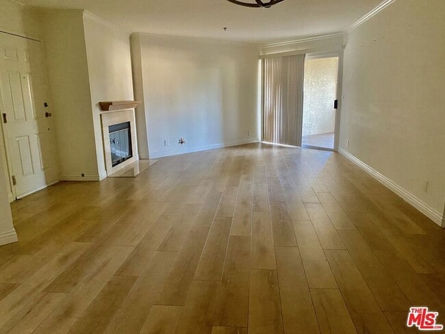 Photo - 675 Oak Run Trail