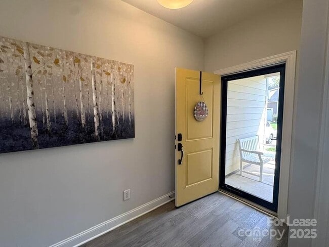 Photo - 4995 Looking Glass Trail