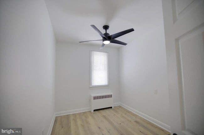 Photo - 3015 Gibbons Ave