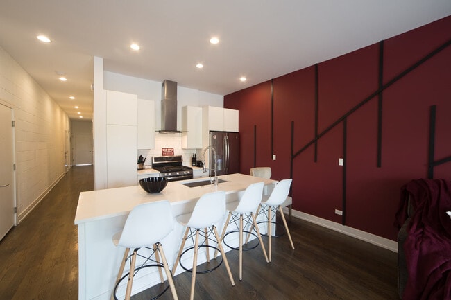 Photo - 2048 W Chicago Ave Unit ID1244904P