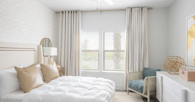 Photo - Hue Watercolor Place