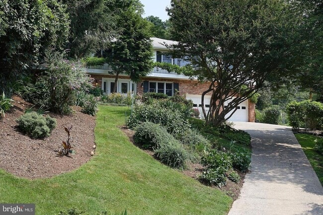 Photo - 3615 38th St N