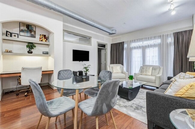 Building Photo - 1901 Post Oak Blvd Unit 1106