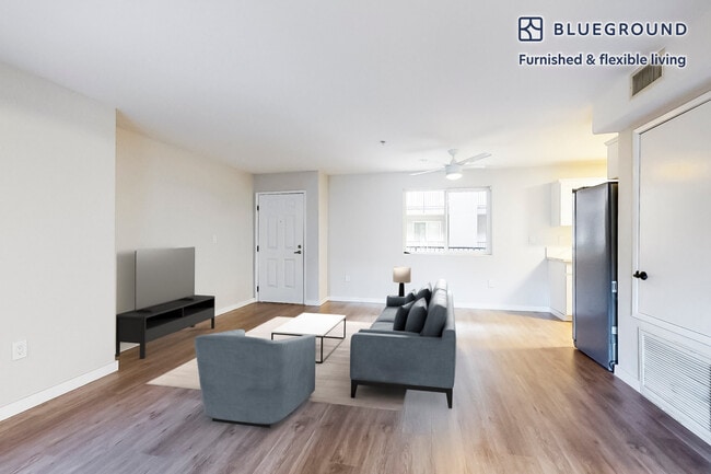 Photo - 18425 Malden St Unit SI FL0-ID8923A