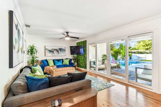 Photo - 1107 W Braddock St Unit ID1272822P