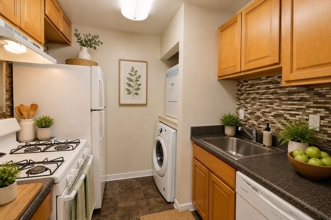 Photo - Harbor Place Apartment Homes