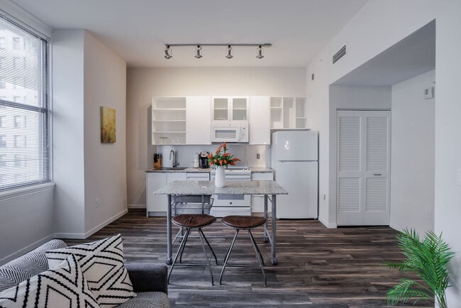 Photo - 9-JAN-JAN E 4th St Unit ID1343753P