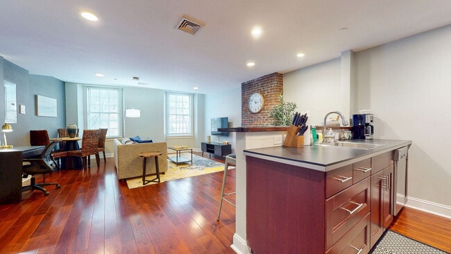 Photo - 15 Union St Unit SI ID1586660P