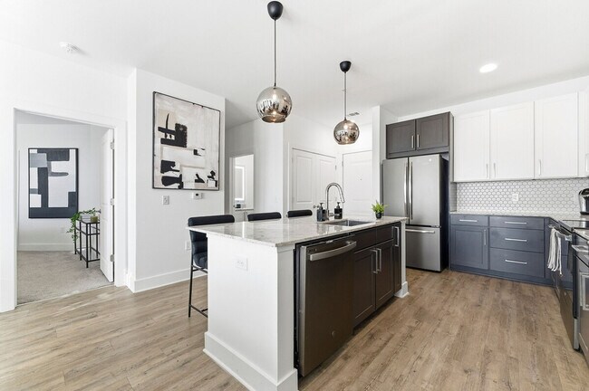 Photo - 220 Bill Kennedy Wy SE Unit SI ID1460017P