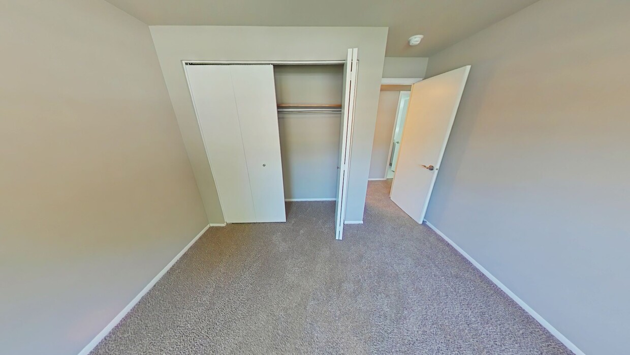 Floor Plan - 2 Bed, 2 Bath Immediate Move-in